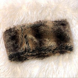 NWOT - Brown Faux Fur Infinity Scarf Point Zero